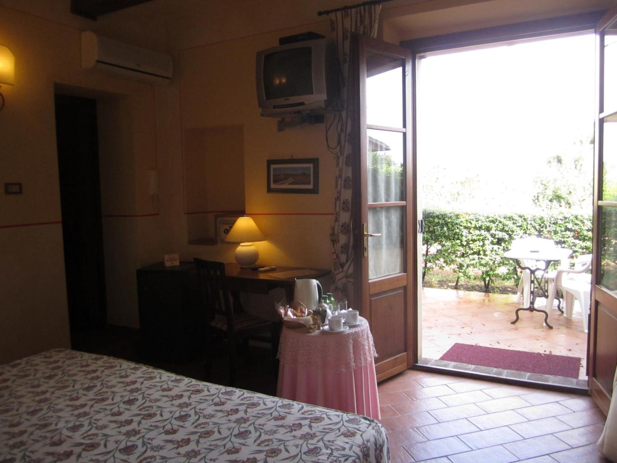 Hotel Le Volpaie San Gimignano Zimmer foto